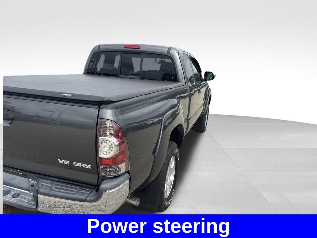 Used 2013 Toyota Tacoma 4x4 Access Cab V6 w/ SR5 Pkg image 6