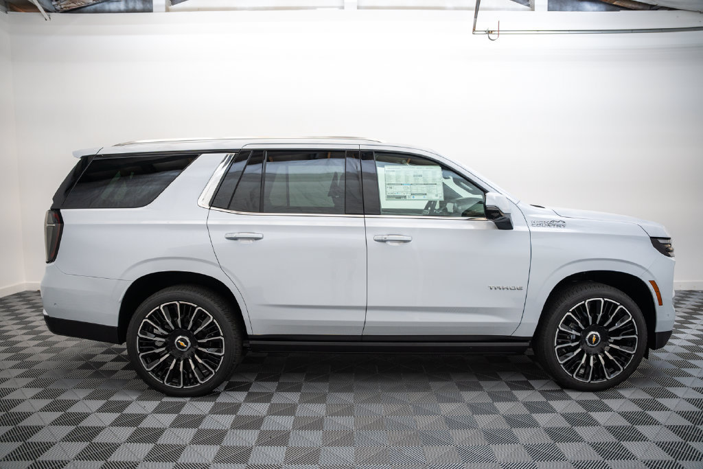 New 2026 Chevrolet Tahoe High Country AWD/4WD image 4