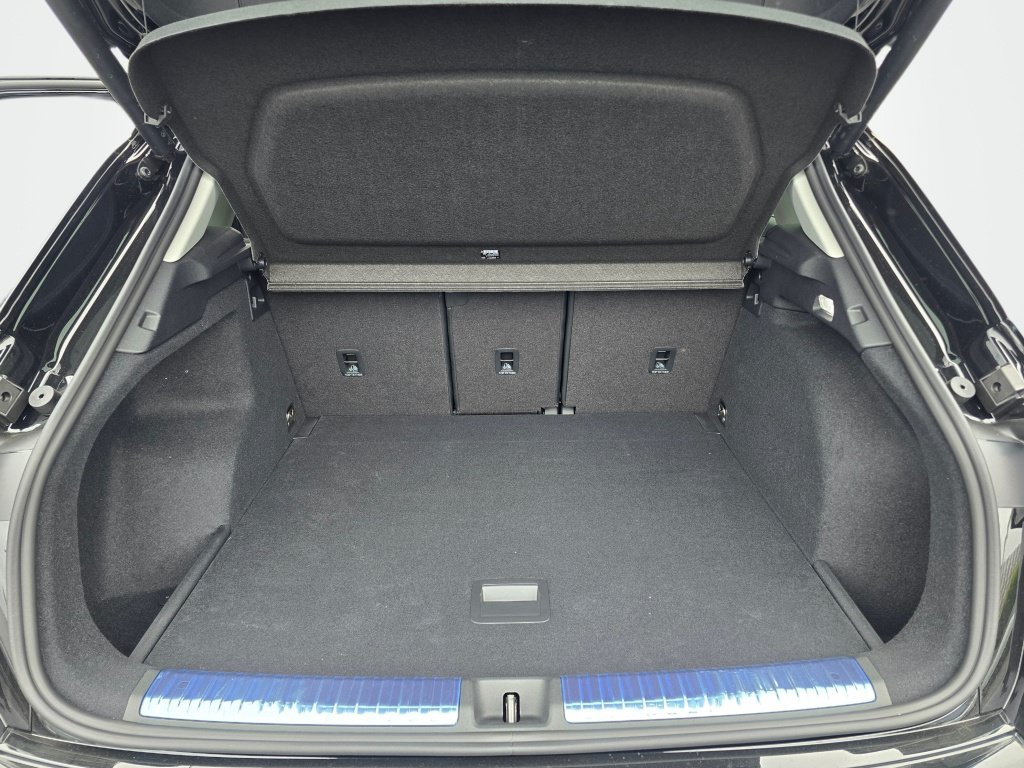 New 2026 Audi Q3 quattro 2.0T AWD/4WD image 13