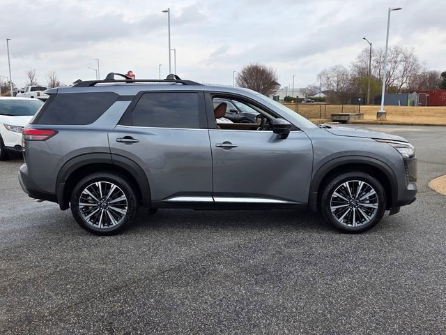 New 2026 Nissan Pathfinder Platinum w/ Cargo Package image 15