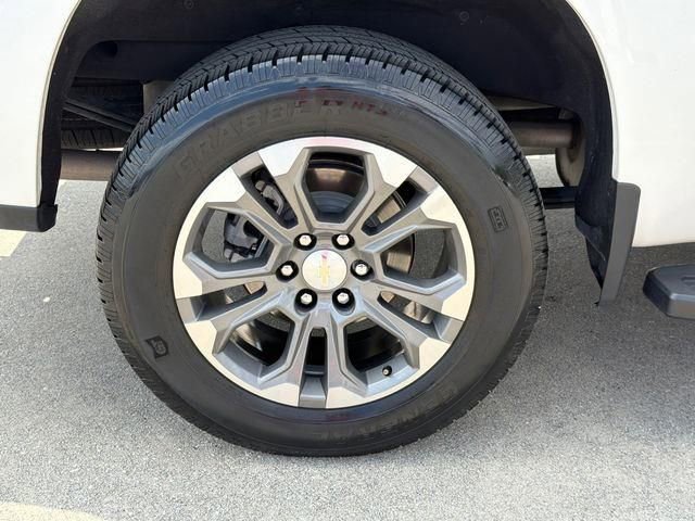 Used 2023 Chevrolet Silverado 1500 High Country w/ Technology Package RWD image 17