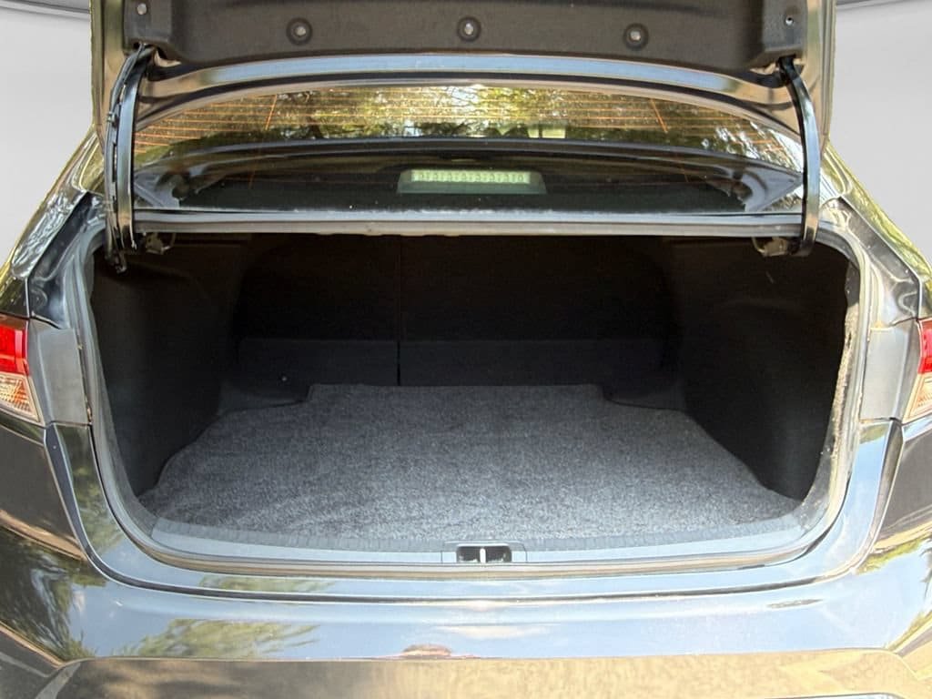 Used 2021 Toyota Corolla SE w/ Carpet Mat Package (TMS) FWD image 19