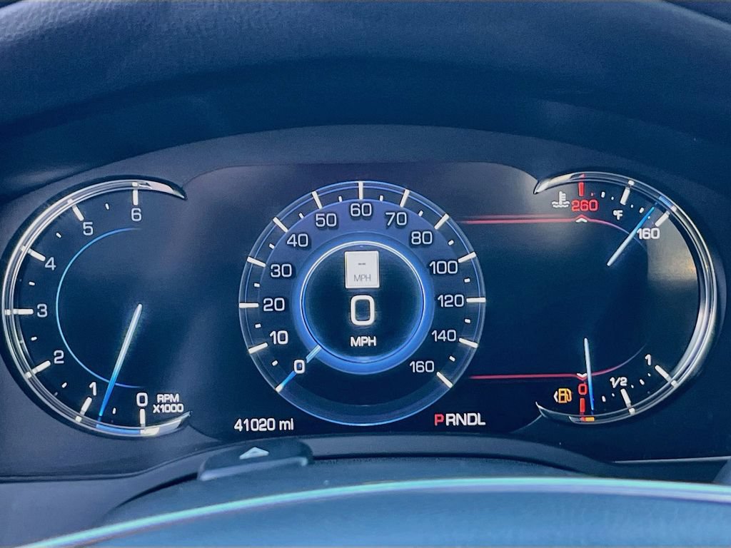 Used 2019 Cadillac Escalade Luxury w/ LPO, Radiant Package RWD image 12