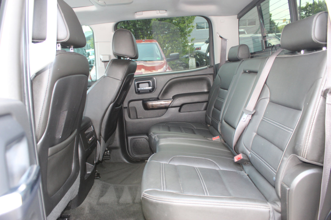 Used 2015 GMC Sierra 3500 Denali image 16