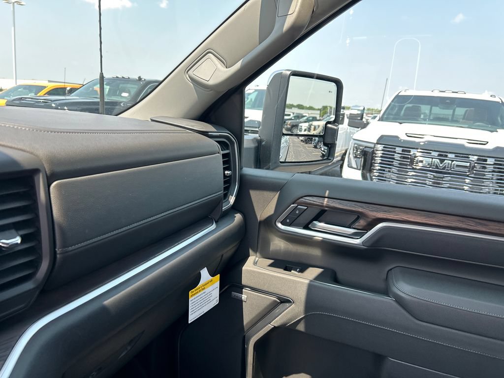 New 2026 GMC Sierra 2500 SLT w/ SLT Premium Package AWD/4WD image 30