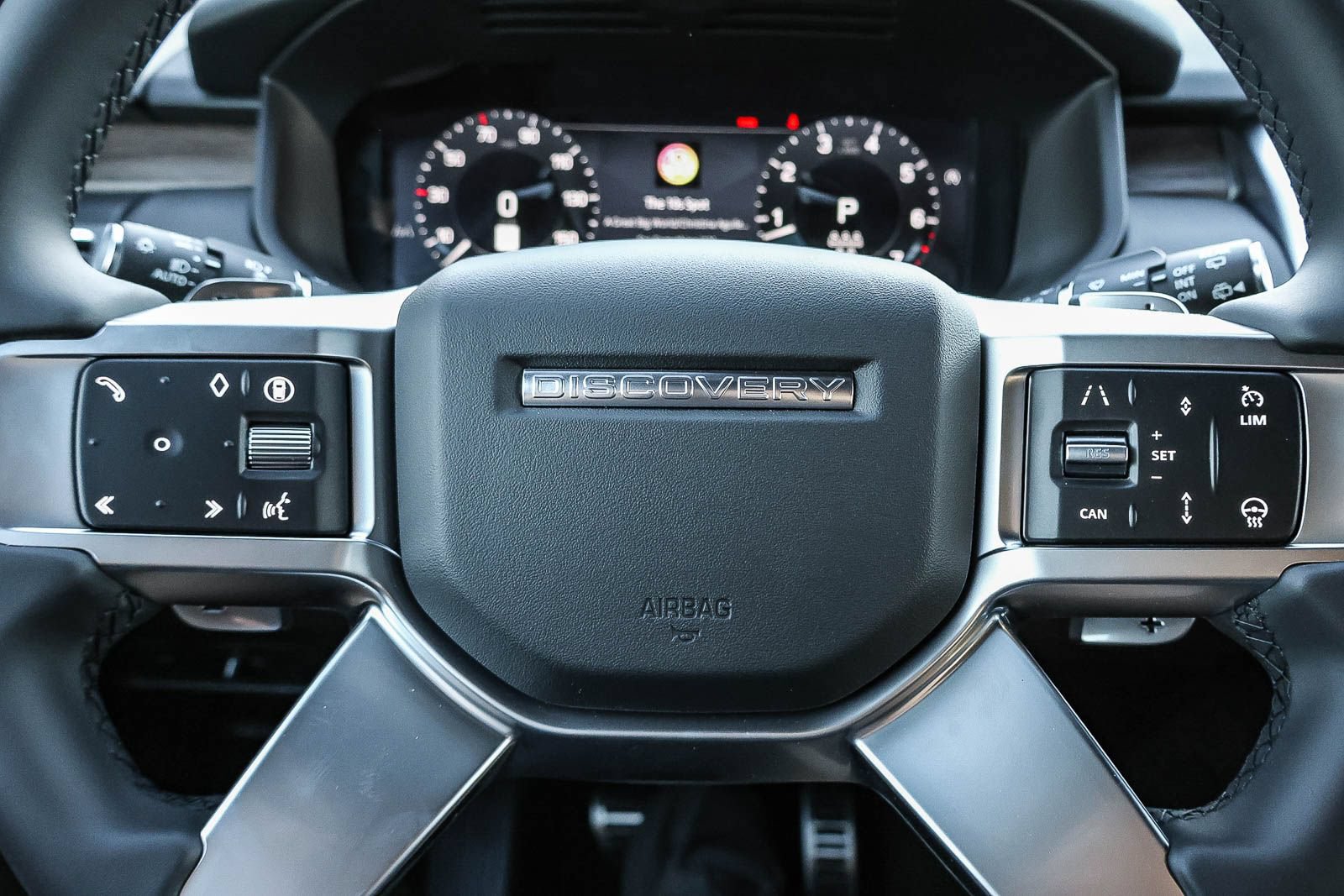 New 2026 Land Rover Discovery Dynamic SE AWD/4WD image 33