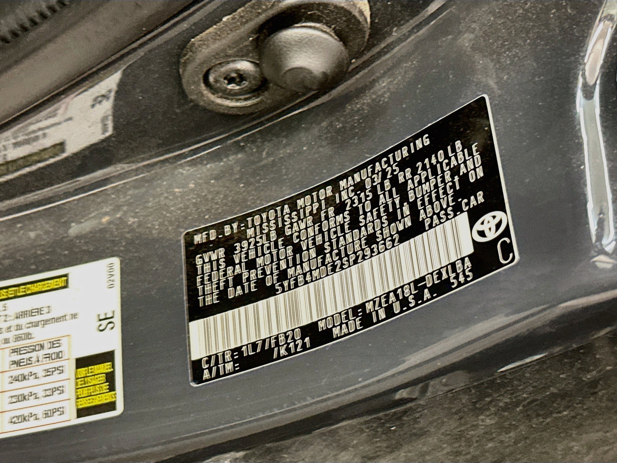 Used 2025 Toyota Corolla LE FWD image 12