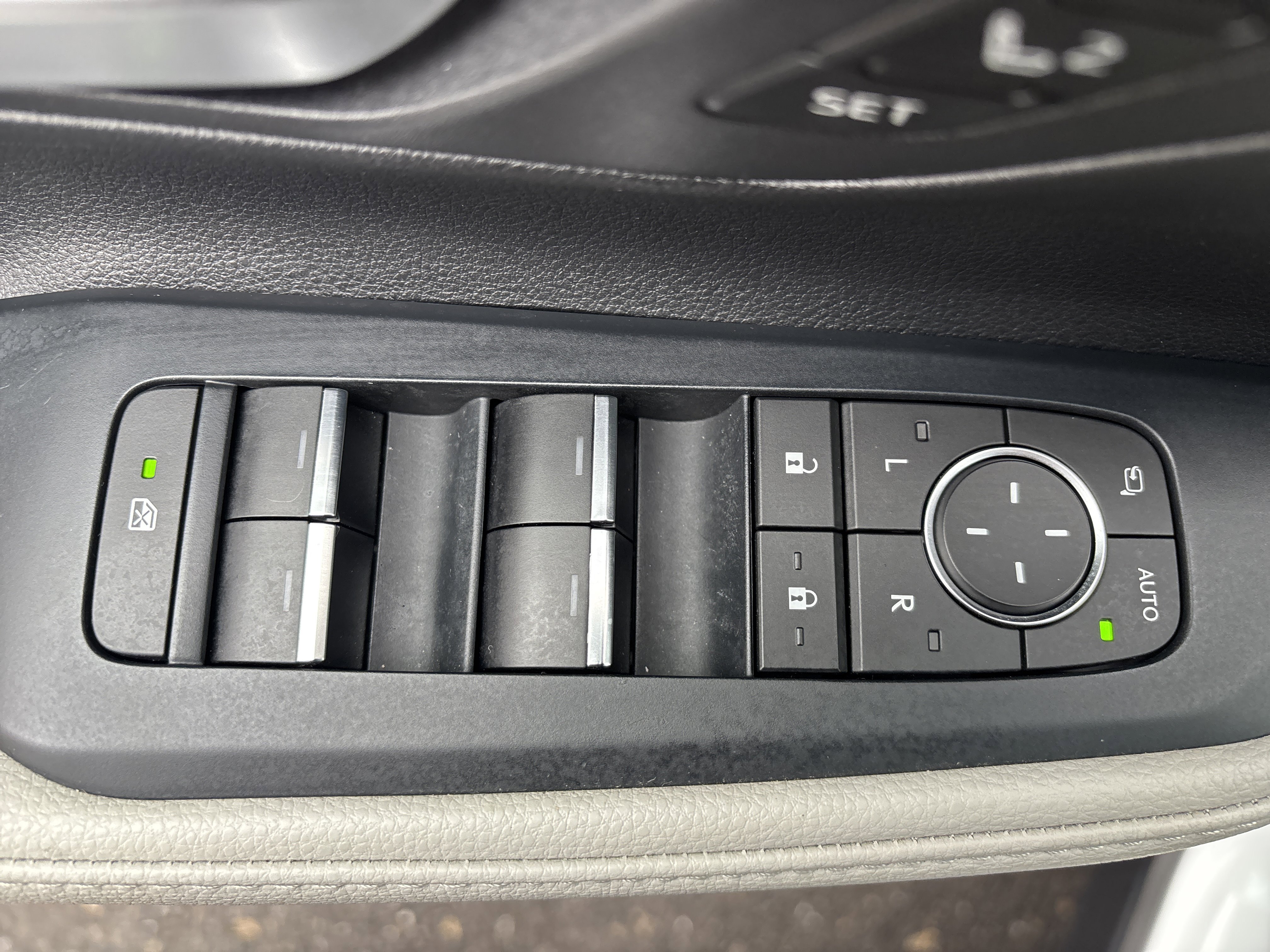 Certified 2024 Toyota Grand Highlander Limited image 18