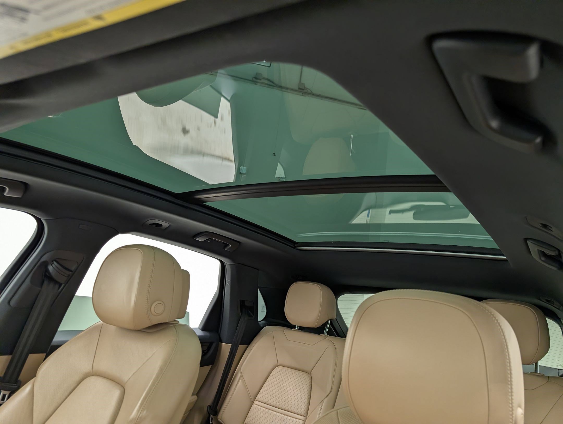 Used 2021 Porsche Cayenne image 16