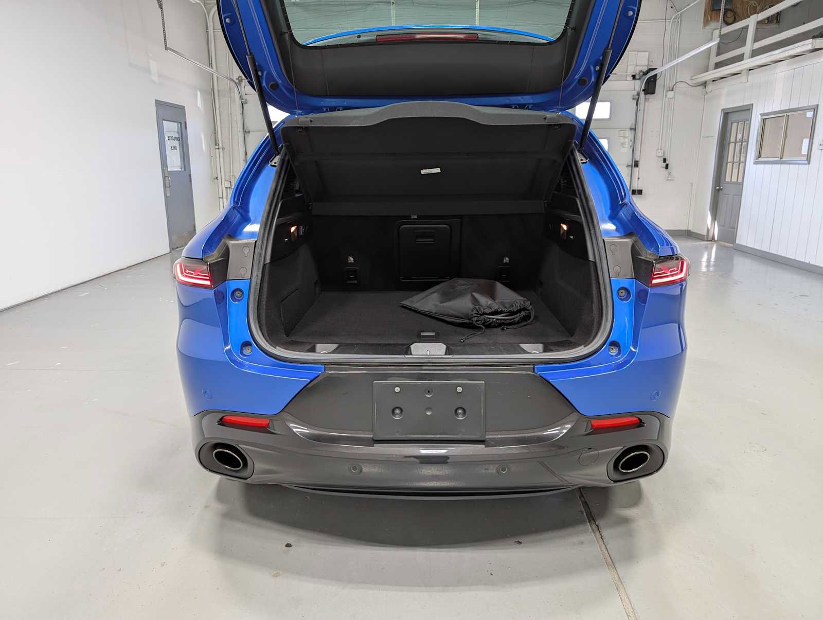 Used 2024 Dodge Hornet R/T w/ R/T Blacktop Package image 41