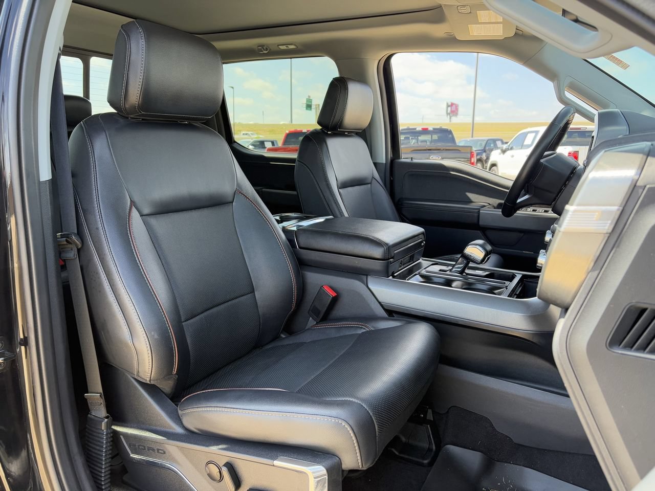 Certified 2023 Ford F150 Lariat w/ Trailer Tow Package AWD/4WD image 27