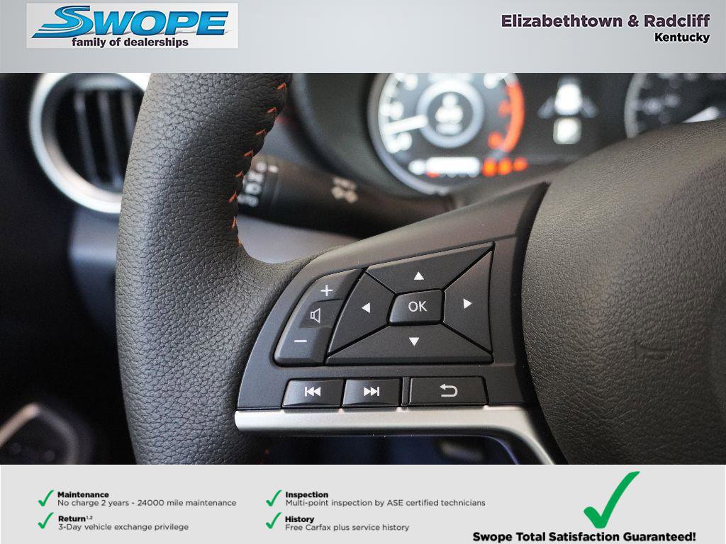 New 2025 Nissan Versa SR w/ Trunk Package image 18