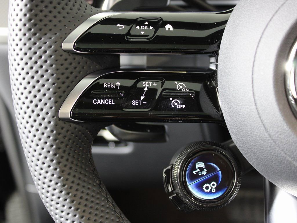 Certified 2026 Mercedes-Benz GLC 43 AMG 4MATIC image 19