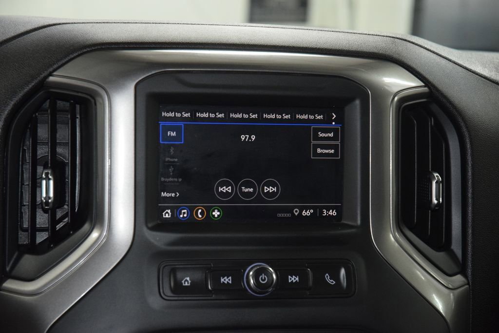 Used 2025 GMC Sierra 3500 Pro w/ Convenience Package image 21