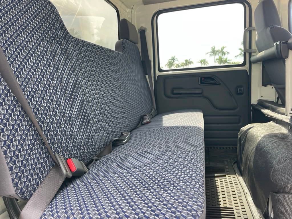 New 2024 Chevrolet Low Cab Forward image 10