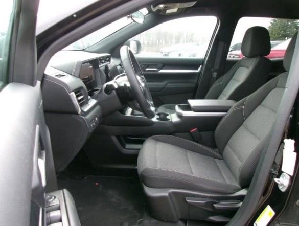 Used 2025 GMC Terrain Elevation image 6