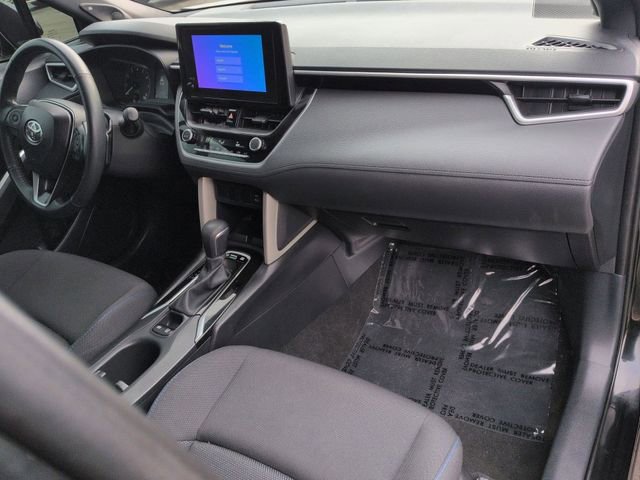 Used 2025 Toyota Corolla Cross AWD Hybrid w/ Moonroof Package image 31