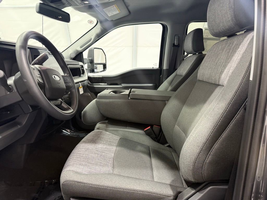 New 2026 Ford F250 XLT w/ XLT Premium Package image 12