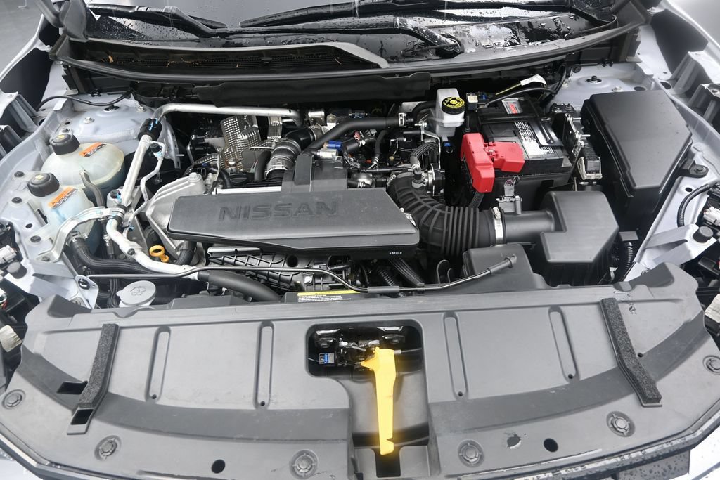 Used 2024 Nissan Rogue S AWD/4WD image 23