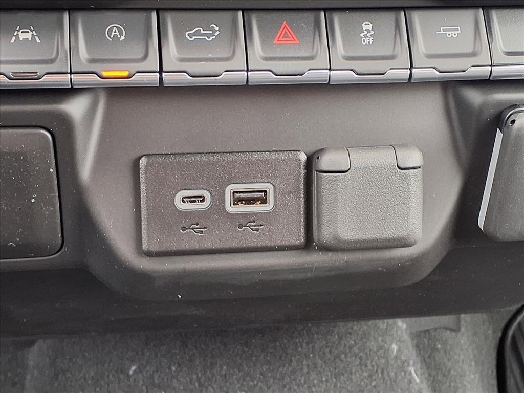 New 2026 Chevrolet Silverado 1500 Custom image 15