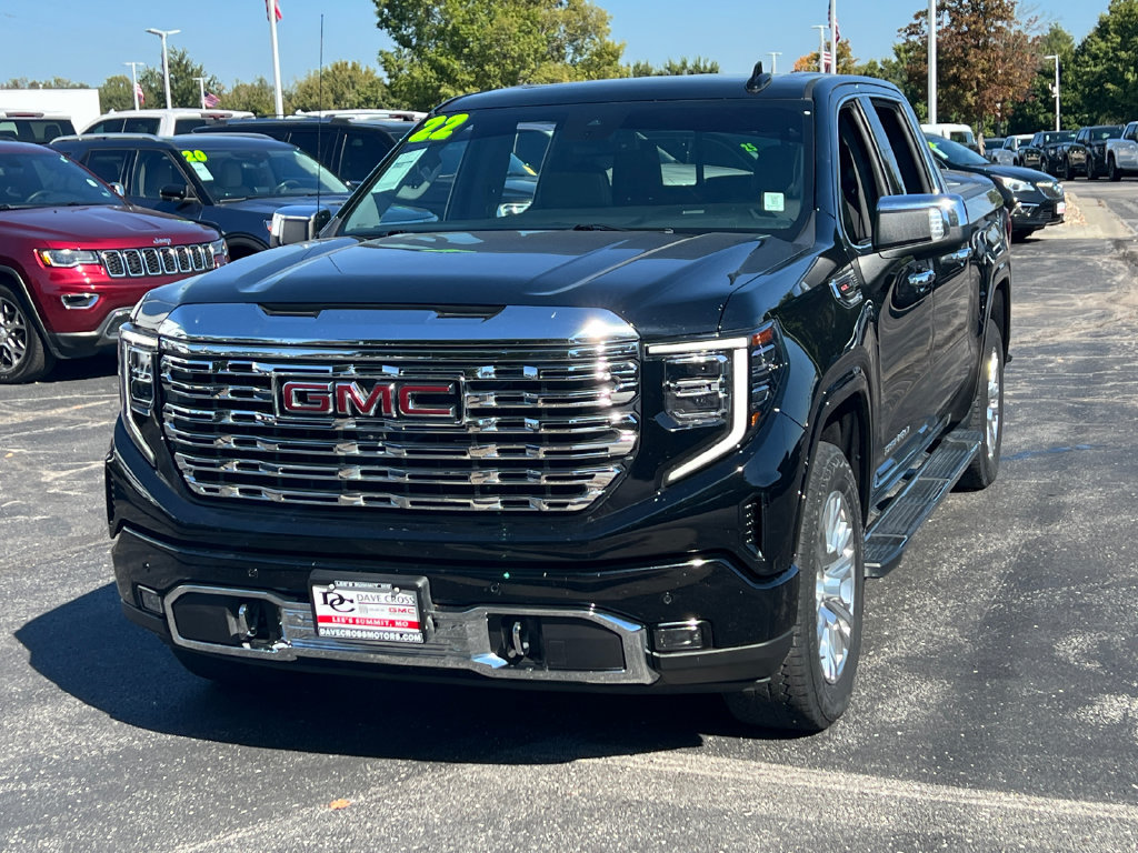 Used 2022 GMC Sierra 1500 Denali AWD/4WD image 2