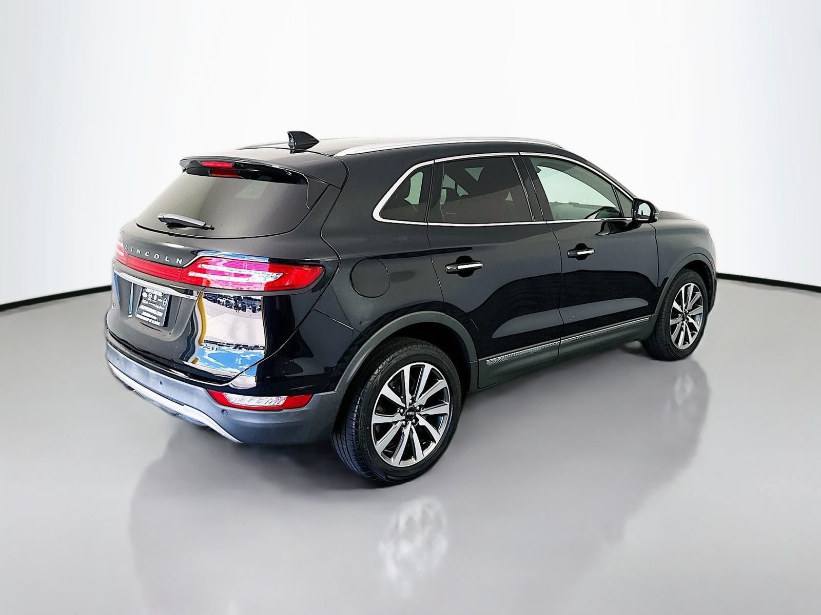 Used 2019 Lincoln MKC Reserve w/ MKC Climate Package AWD/4WD image 7