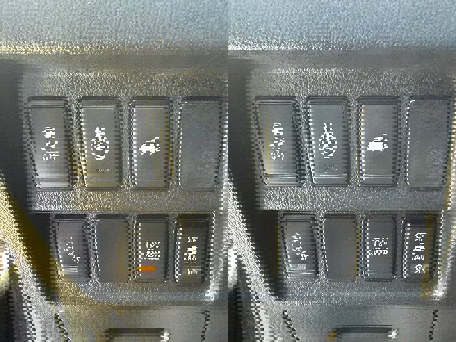 Used 2020 Nissan Pathfinder SL image 16