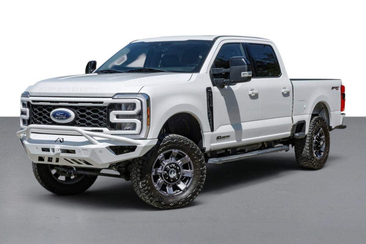 Used 2024 Ford F250 Lariat w/ Lariat Ultimate Package AWD/4WD image 4