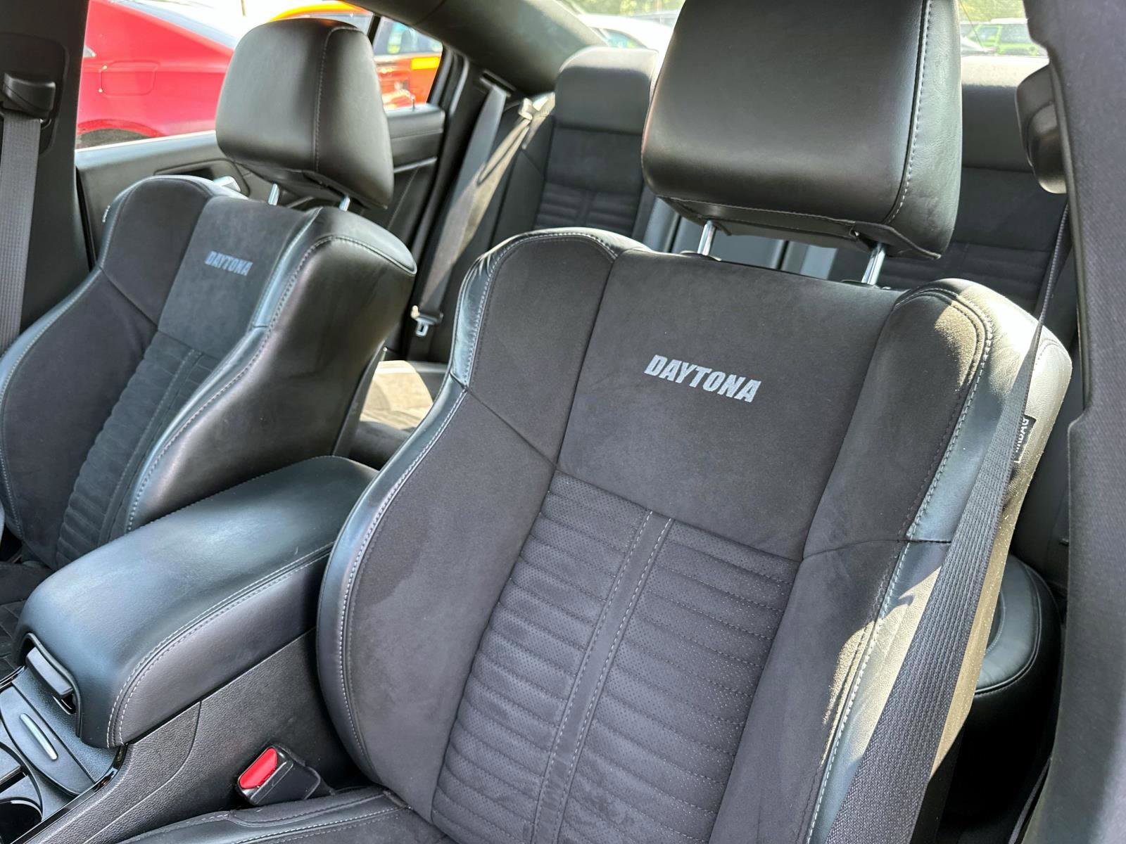 Used 2022 Dodge Charger Scat Pack w/ Daytona Edition Group image 13