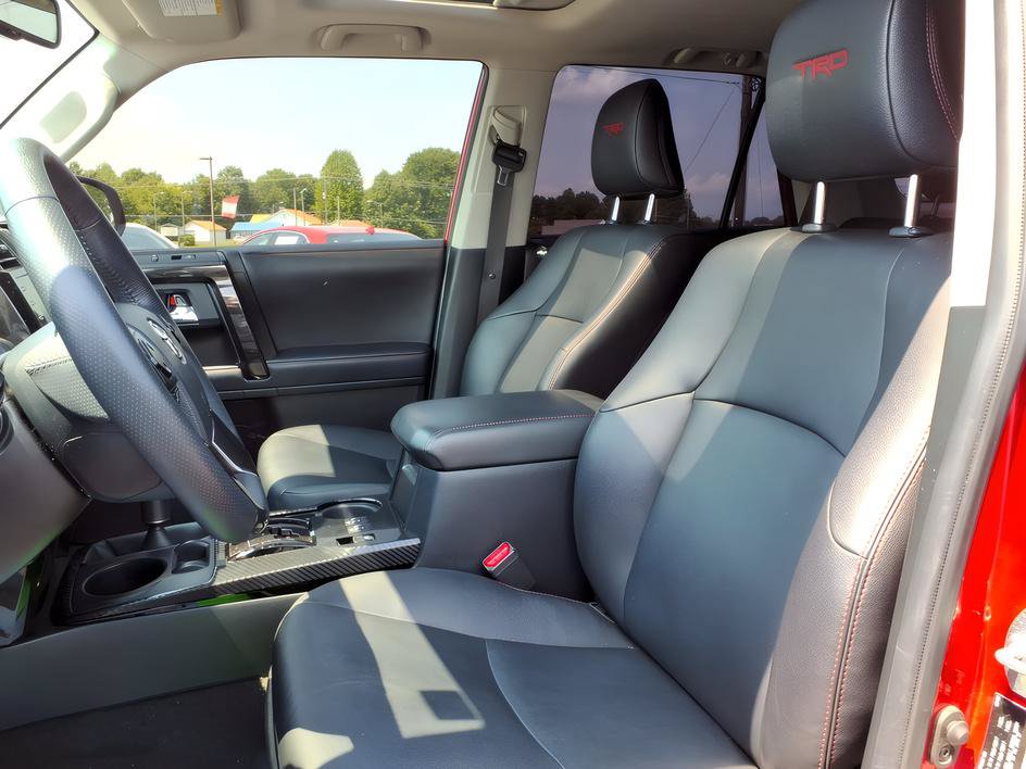 Used 2022 Toyota 4Runner TRD Off-Road Premium w/ Moonroof Package AWD/4WD image 15