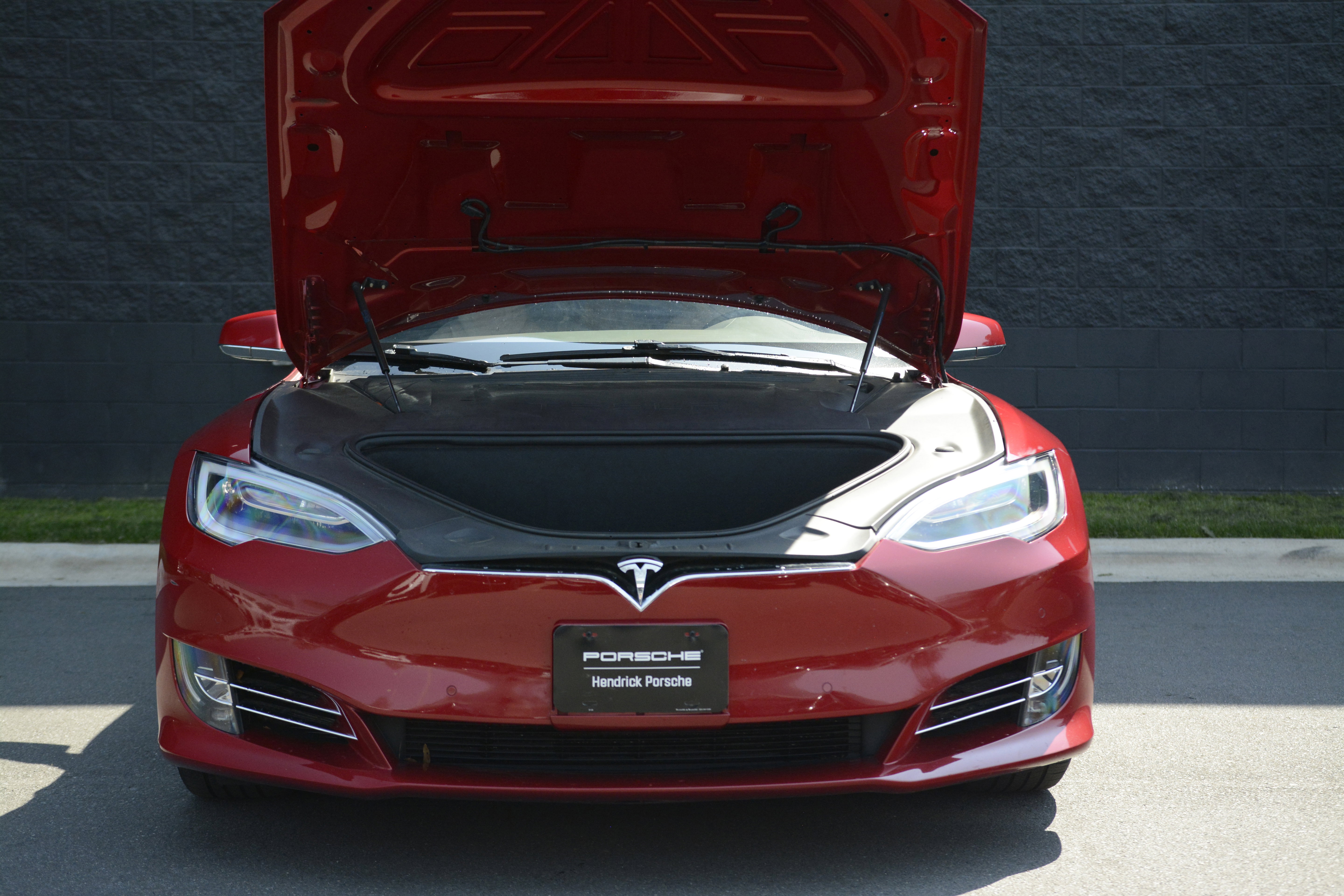 Used 2020 Tesla Model S Long Range Plus image 32