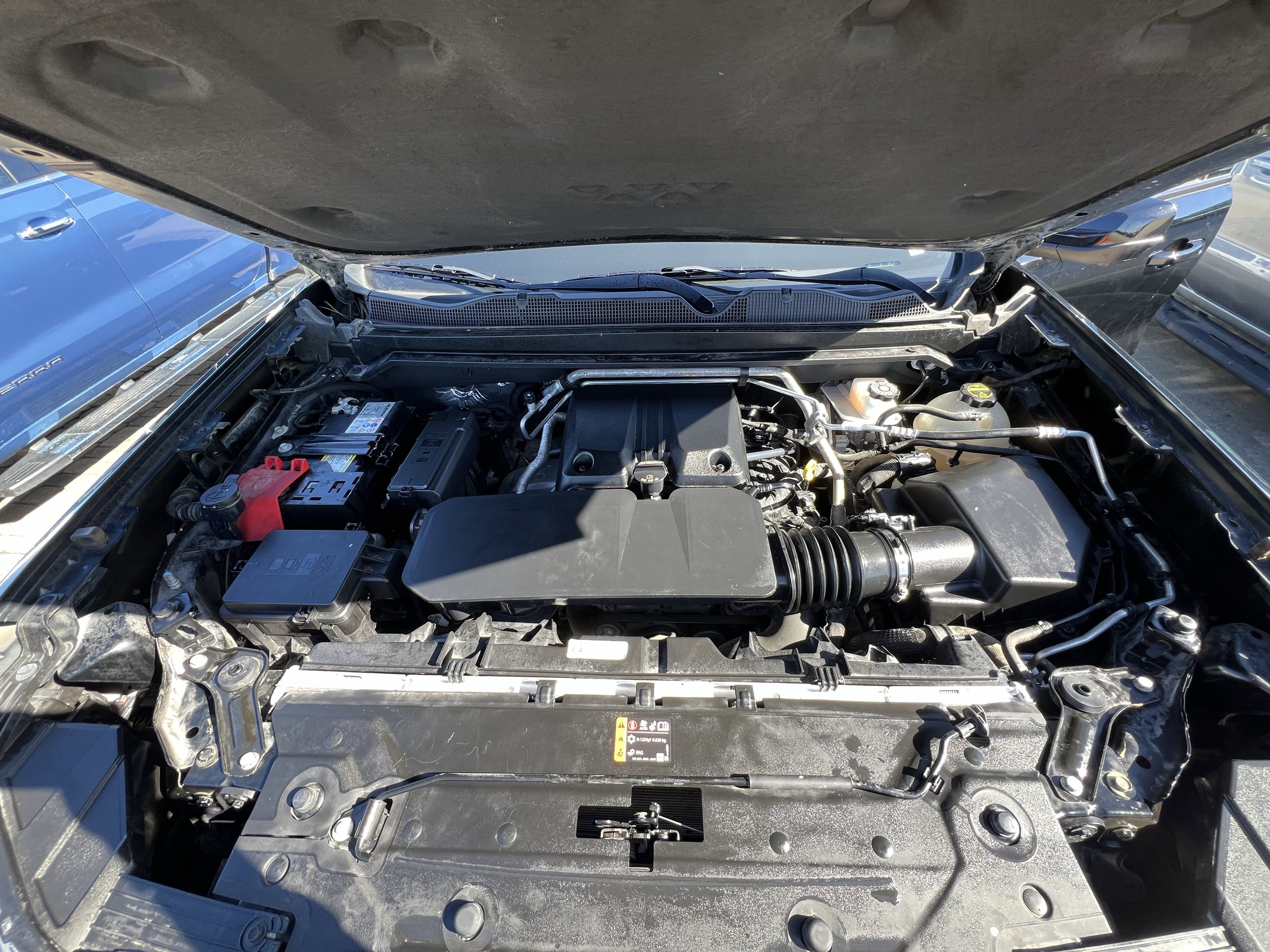 Used 2023 GMC Canyon AT4X image 30