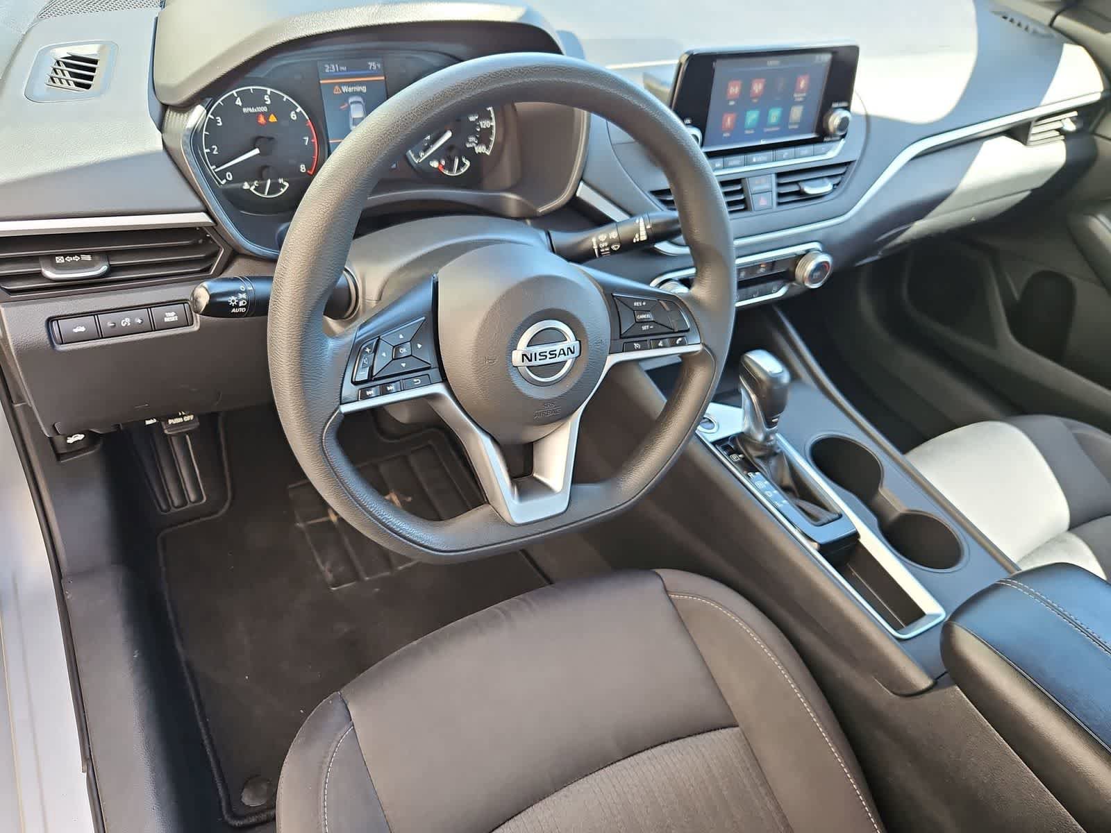 Used 2021 Nissan Altima 2.5 S FWD image 2