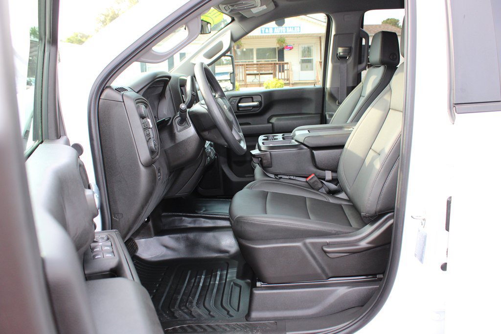 Used 2026 Chevrolet Silverado 3500 W/T w/ WT Convenience Package AWD/4WD image 18