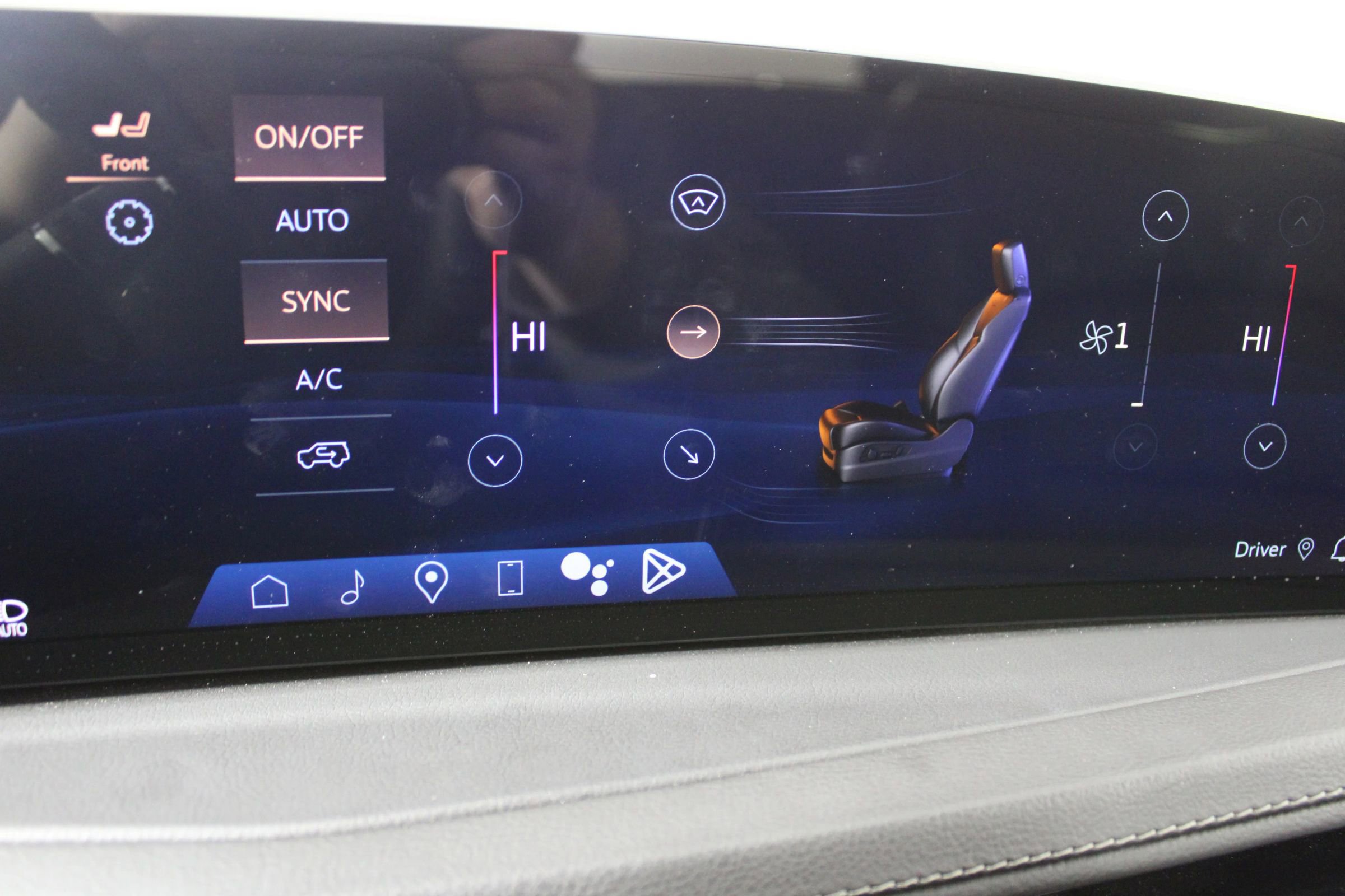 Used 2024 Cadillac XT4 Premium Luxury image 19