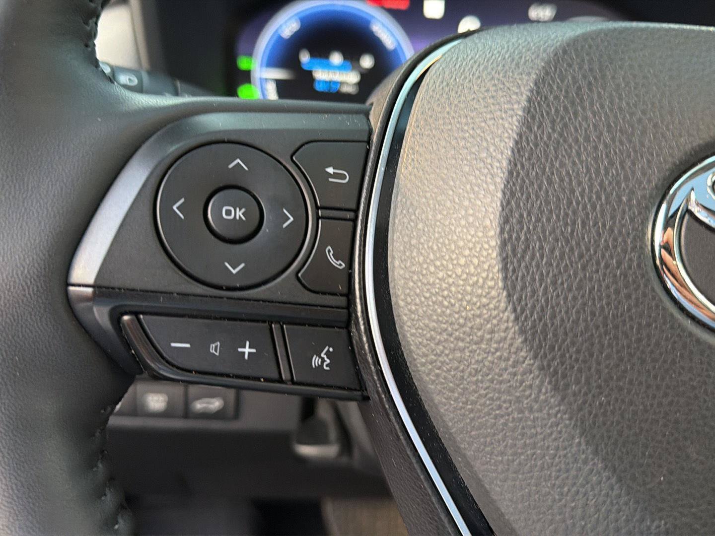 Certified 2023 Toyota RAV4 Limited AWD/4WD image 21