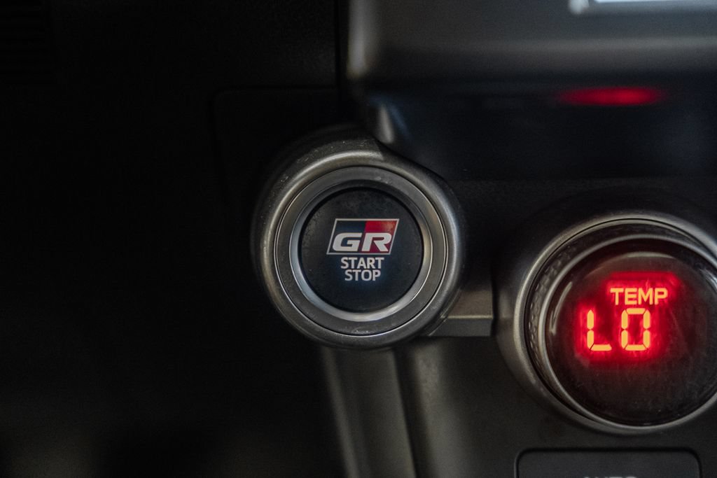 Used 2023 Toyota GR86 RWD image 25