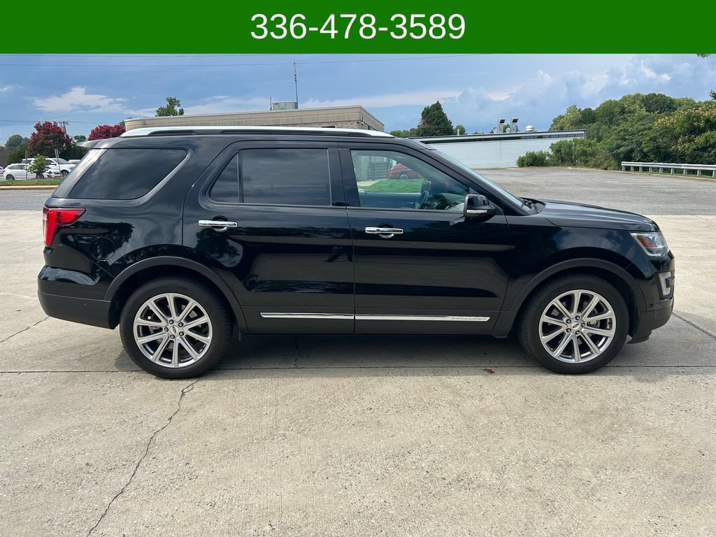 Used 2017 Ford Explorer Limited w/ Equipment Group 301A FWD image 6