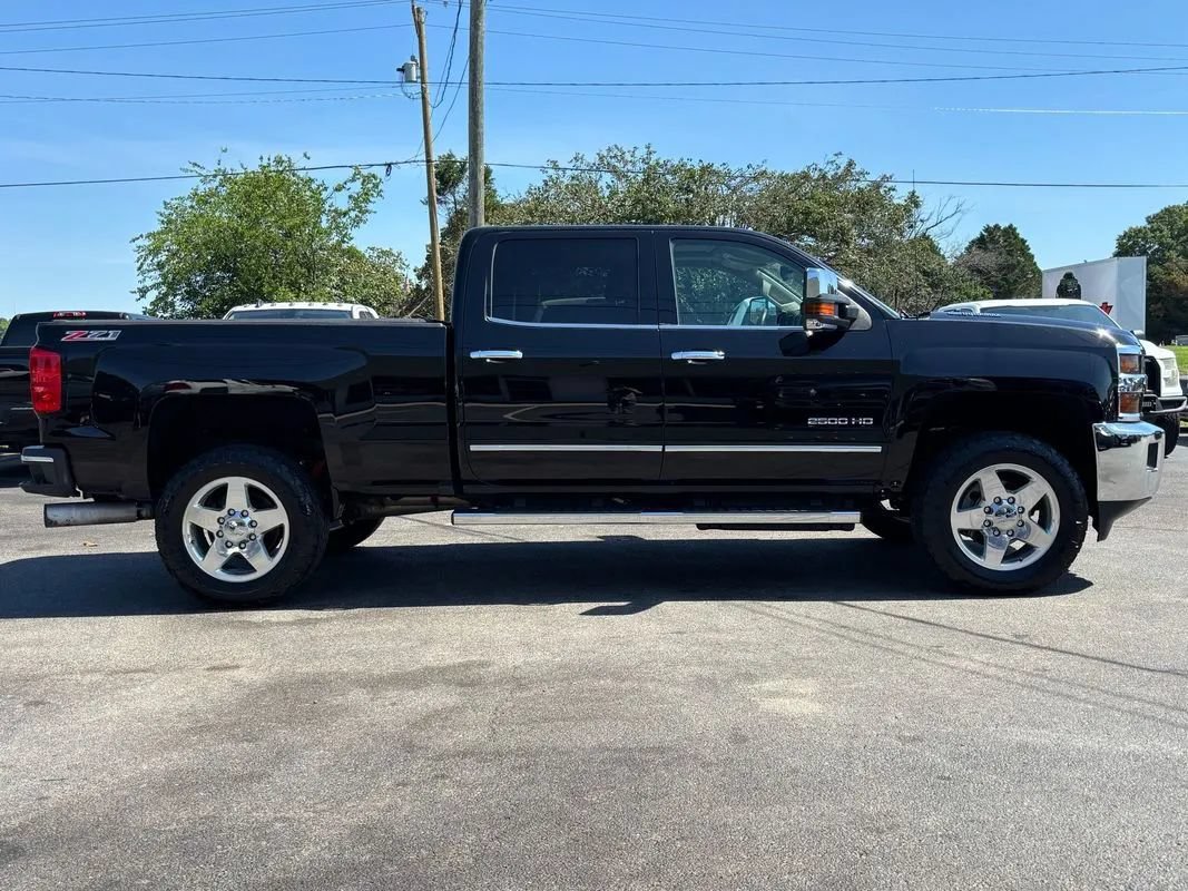 Used 2015 Chevrolet Silverado 2500 LTZ w/ Duramax Plus Package AWD/4WD image 4