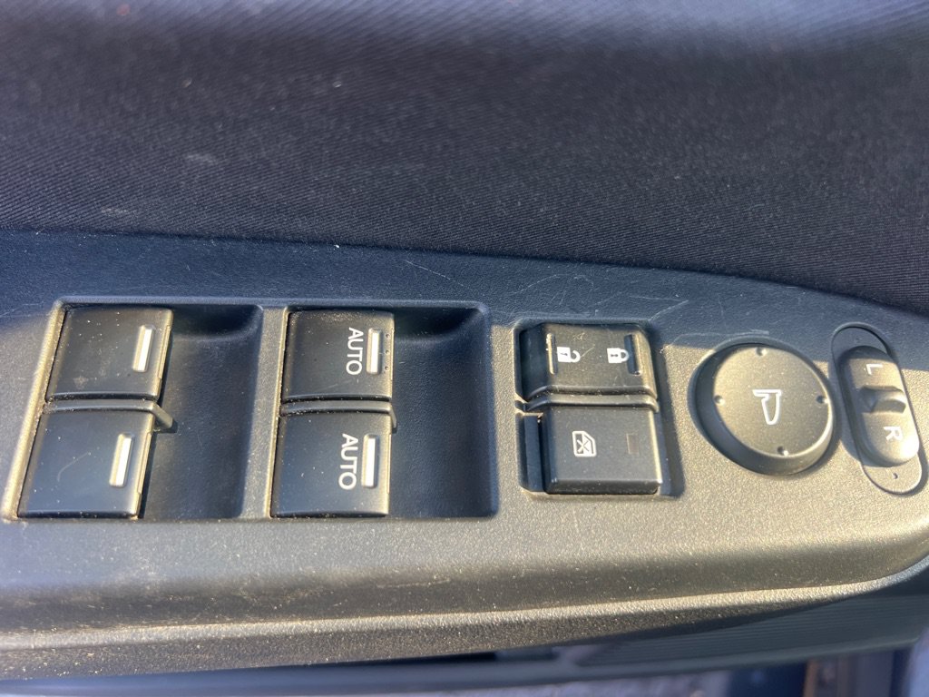 Used 2010 Honda Pilot EX image 27