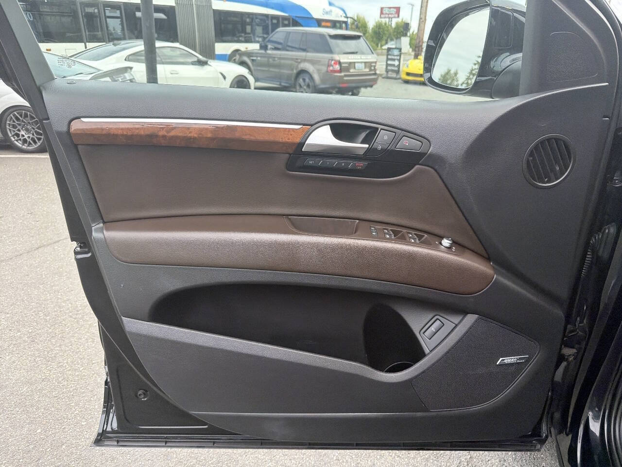 Used 2015 Audi Q7 TDI Premium Plus w/ Premium Plus Package AWD/4WD image 30