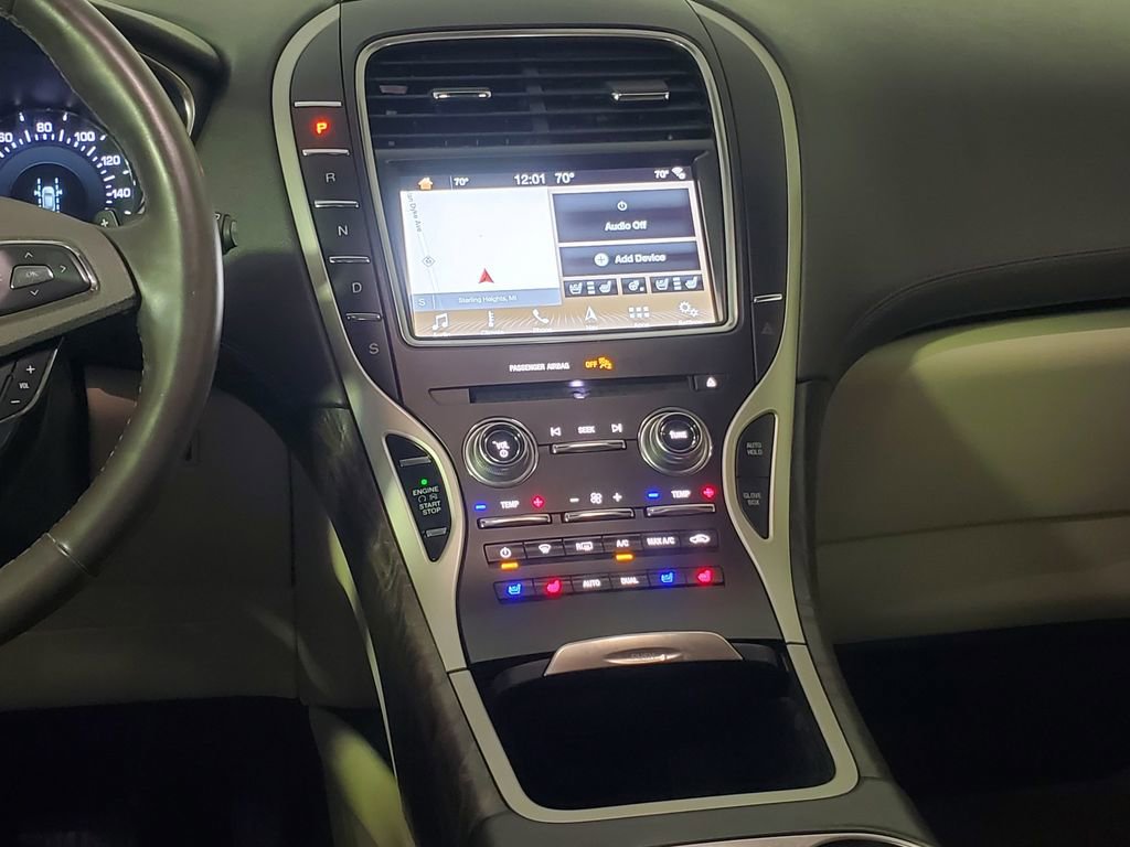 Used 2018 Lincoln MKX Reserve w/ Driver Assistance Package AWD/4WD image 33