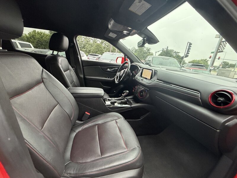 Used 2020 Chevrolet Blazer RS FWD image 12