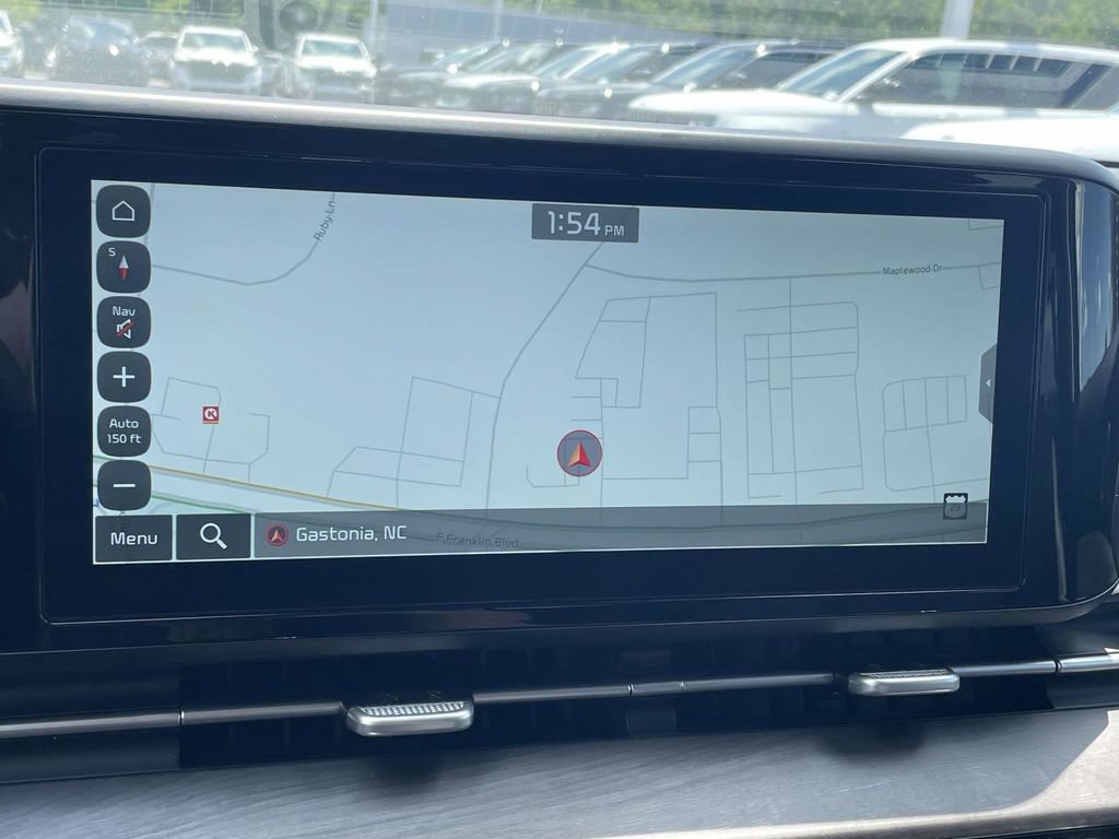 Used 2024 Kia Carnival EX FWD image 36