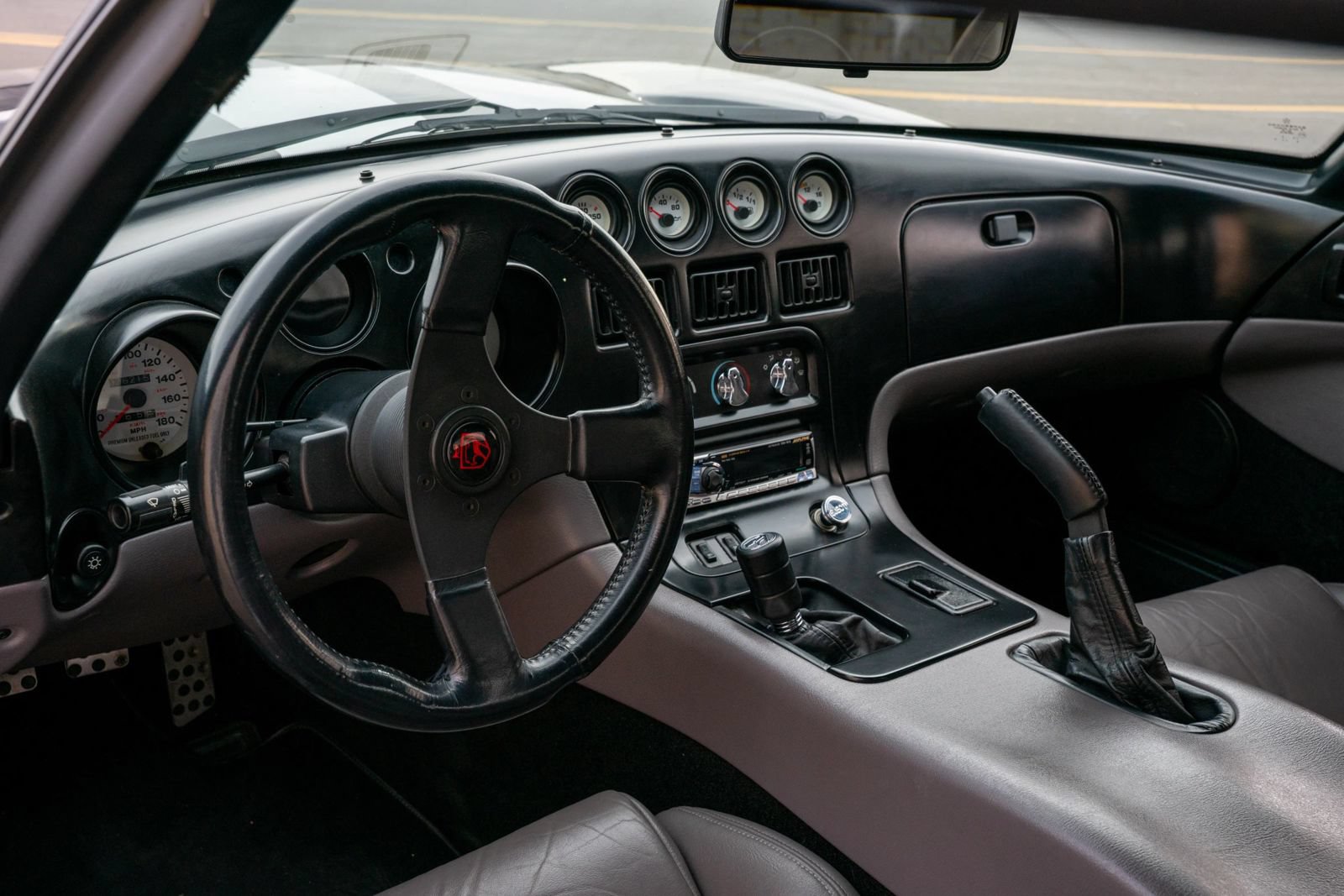 Used 1994 Dodge Viper RT/10 RWD image 14