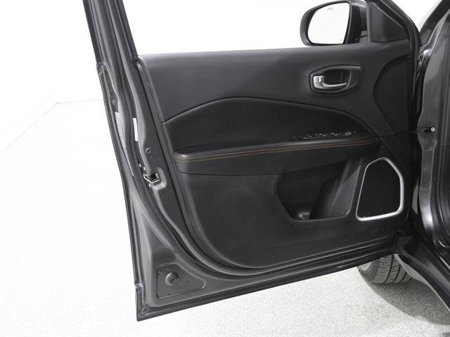 Used 2020 Jeep Compass Limited image 4