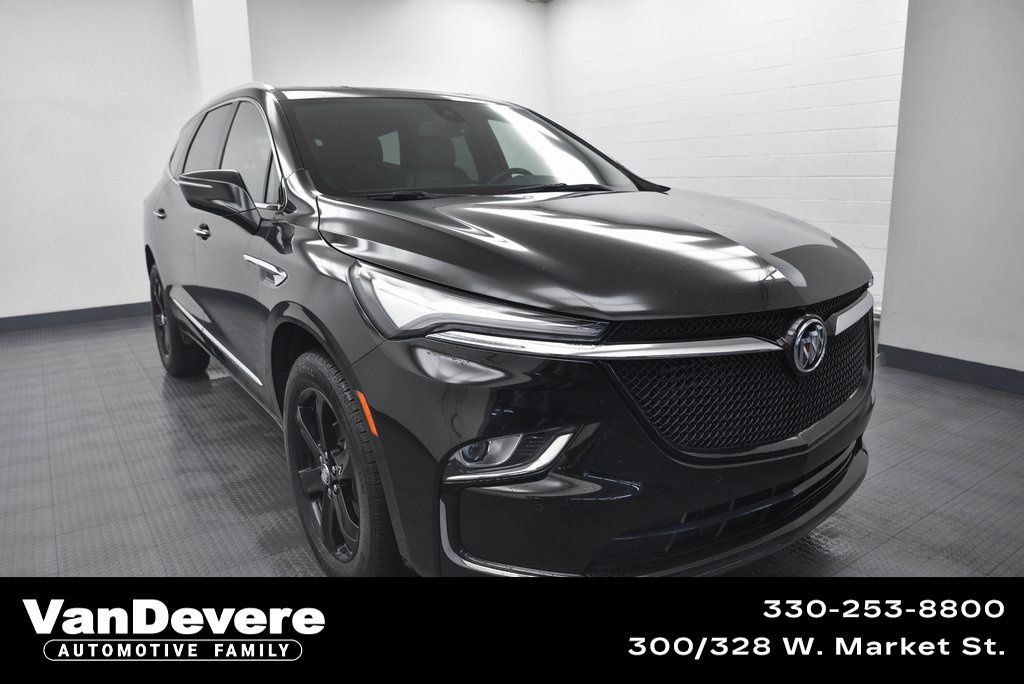 Used 2024 Buick Enclave Essence w/ Experience Buick Package