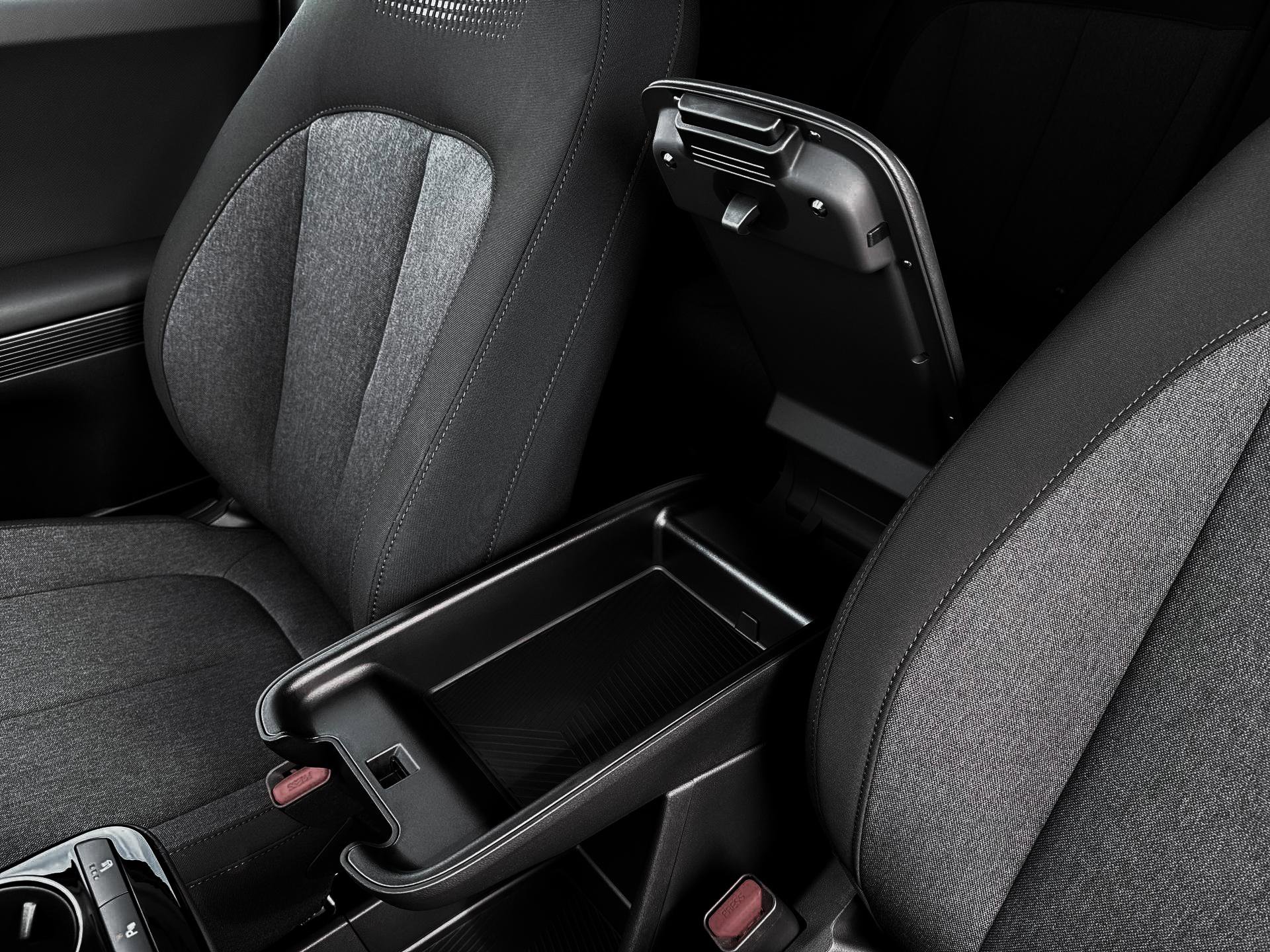 New 2026 Hyundai Ioniq 5 SE image 18