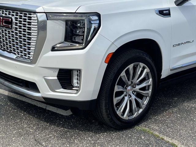 Used 2021 GMC Yukon Denali w/ Denali Premium Package AWD/4WD image 9