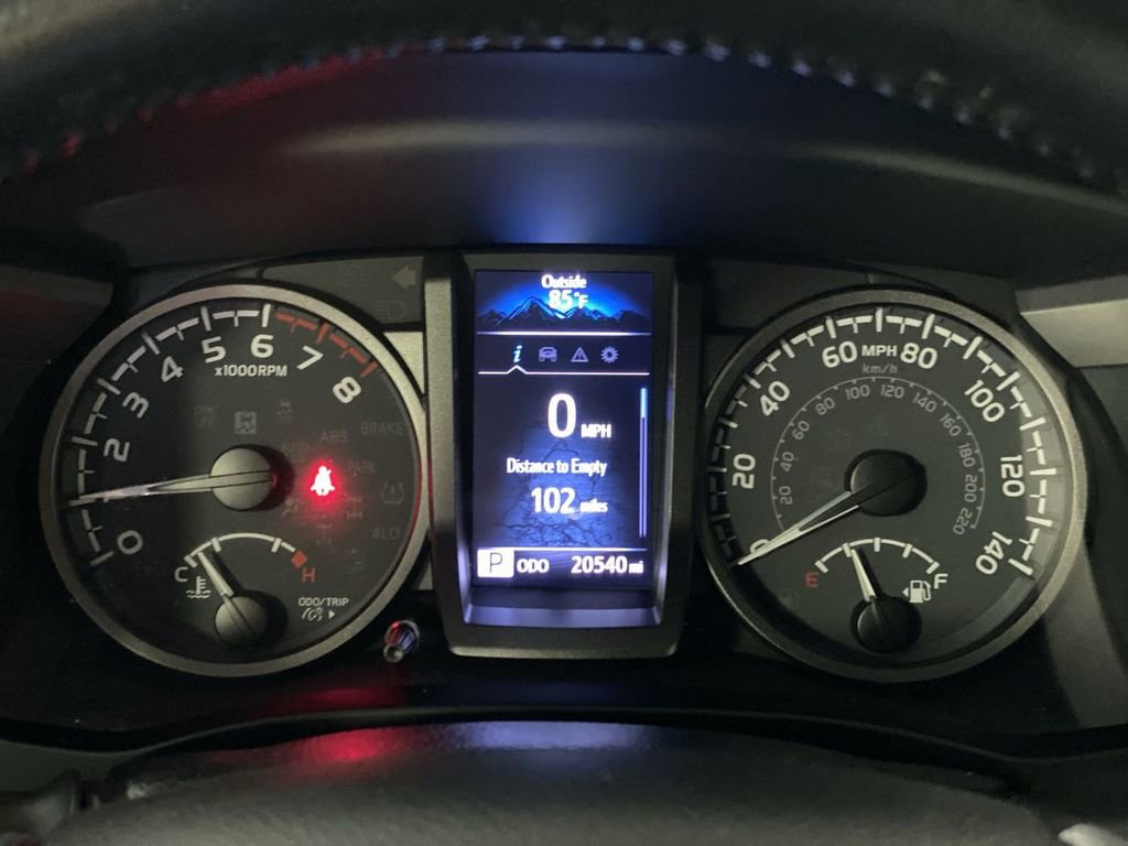 Used 2022 Toyota Tacoma TRD Sport w/ Technology Package AWD/4WD image 17